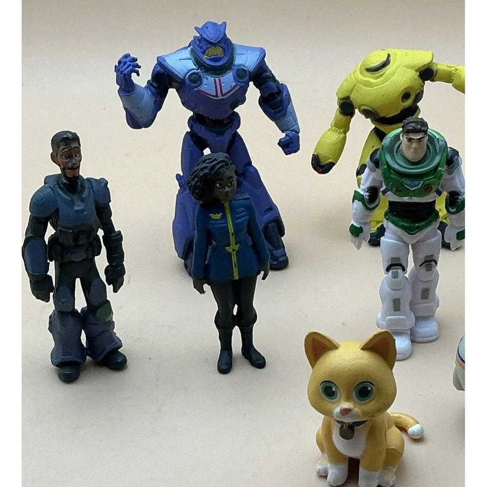 Disney Pixar Lightyear Figurines Lot of 10 Buzz Sox Cat Toy Cake Toppers